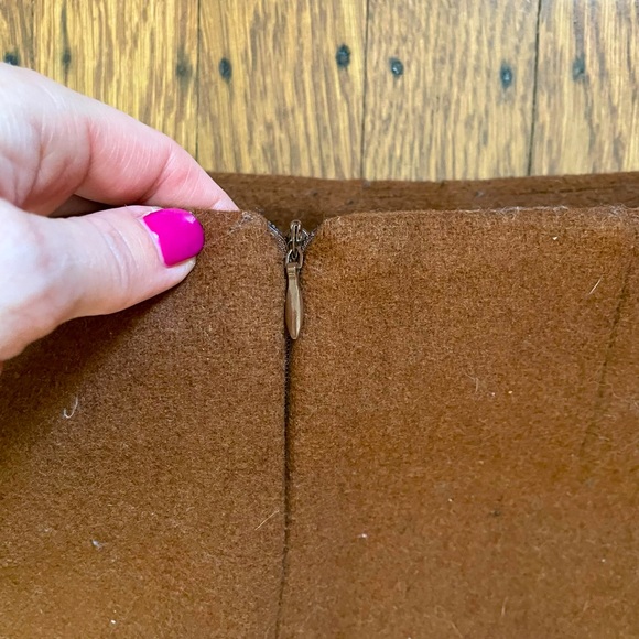 Chicwish whoolish mini skirt. - Picture 3 of 4